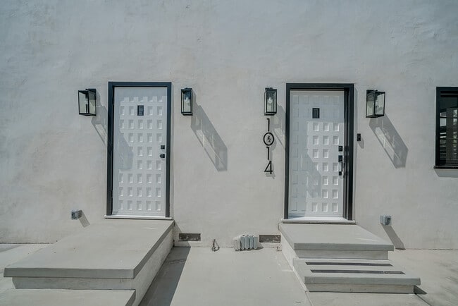 Photo - 1014 S Hayworth Ave Unit 1014.5