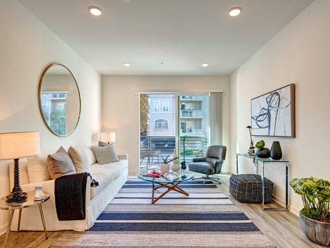 Photo - AtSix - 6908 Knowlton Pl