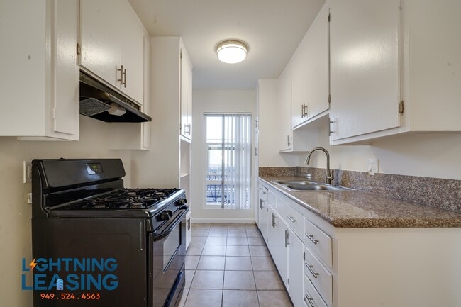 Photo - 11623 Sylvan St Condo Unit 16D