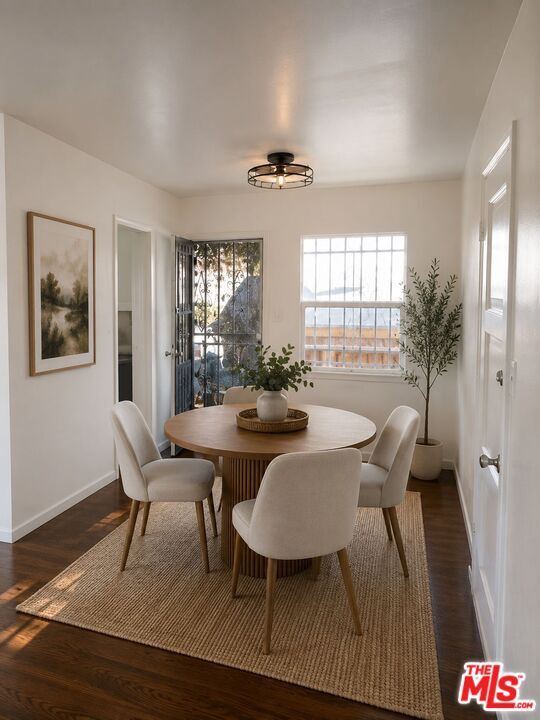 Photo - 3311 1/2 W 78th St Unit 112