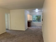 Entry/Dining Room - 2497 S Barrington Ave