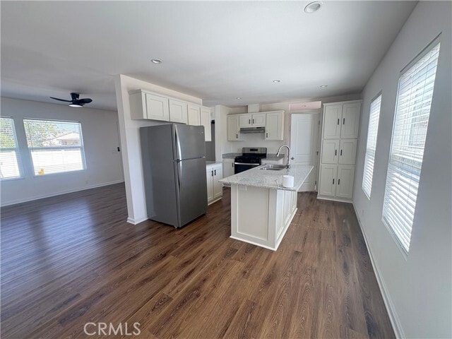 Photo - 15356 Merrill Ave