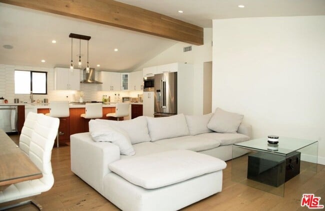 Photo - 6329 Jumilla Ave