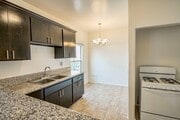 Photo - 923 S Bonnie Brae St Apartment Unit 18