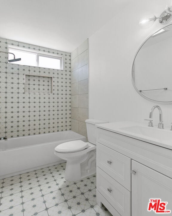 Photo - 6736 Woodley Ave Unit 11