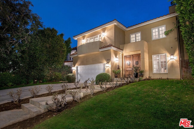 Photo - 969 S Carmelina Ave House
