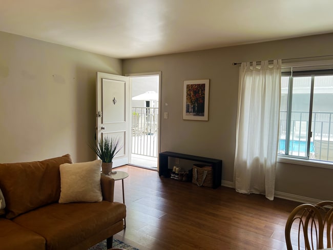 Photo - 2002 4th St Unit 112