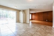 Photo - 15040 Valerio St