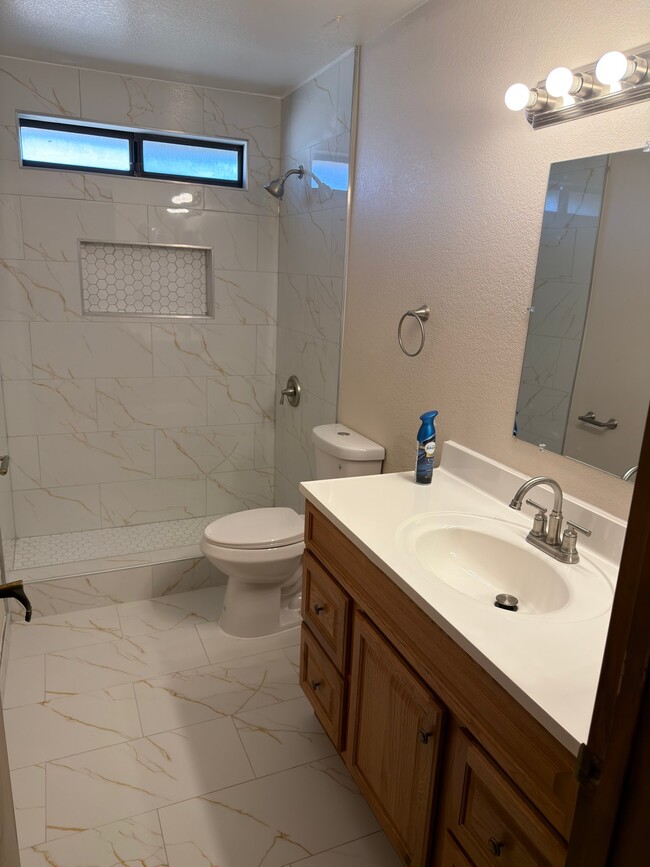 Photo - 21195 Neola Rd