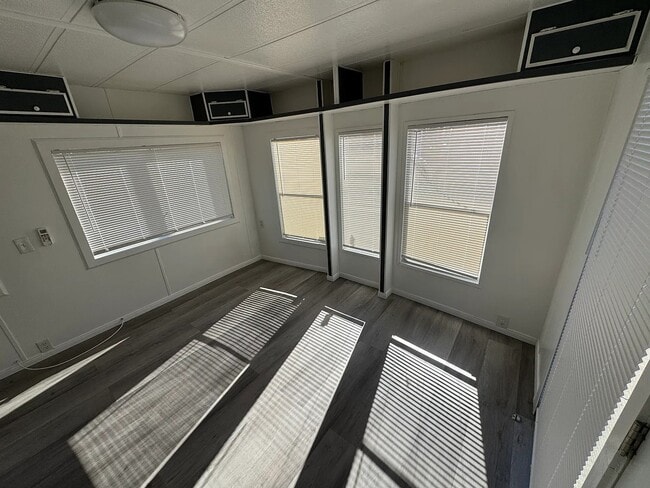 Photo - 64 Sylvia St