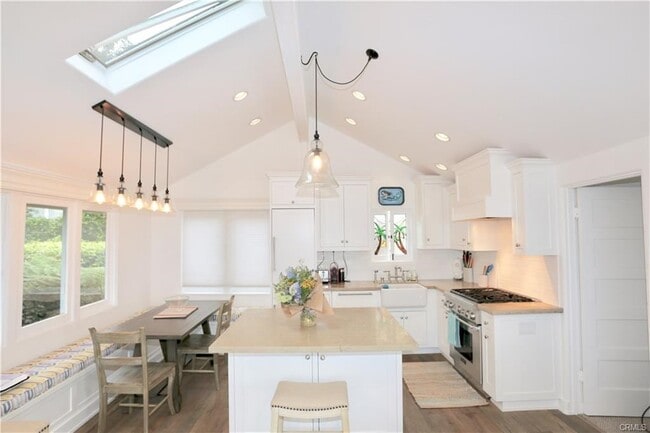 Photo - 176 McAulay Pl