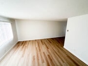 livingroom - 2224 Curtis Ave Unit A