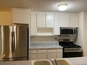 Kitchen - 421 S La Fayette Park Pl Unit 414