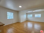 Photo - 4459 W 136th St