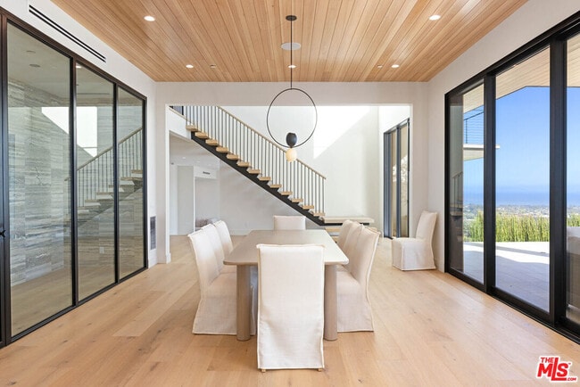 Photo - 5366 Horizon Dr