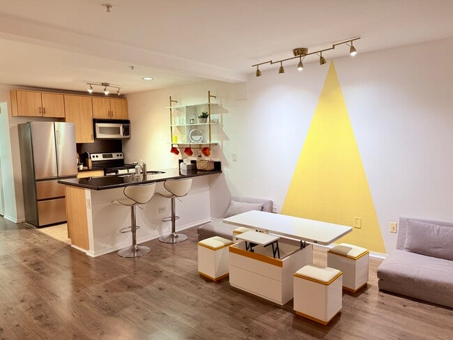 Building Photo - 101 Market St Unit 304