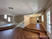 Photo - 404 Fairway Dr House