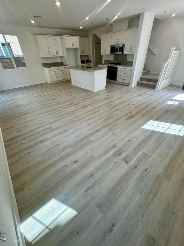 Photo - 16185 Lozano St