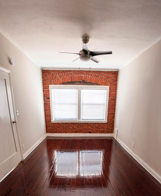 Bedroom - The Arwyn Manor