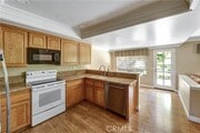 Photo - 28 E Yale Loop Condo