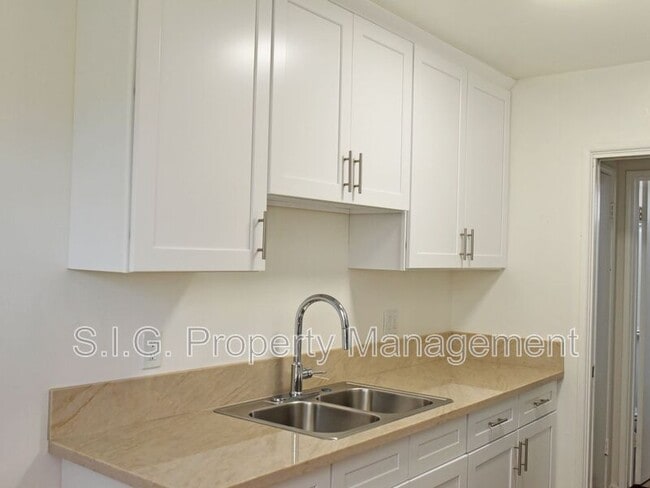 Photo - 5637 Strohm Ave Unit #1