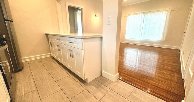 Photo - 140 Olive St Unit 140