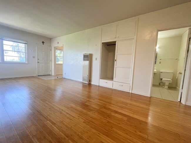 Photo - 11414 Loma Vista Dr Unit Loma Vista - 11408