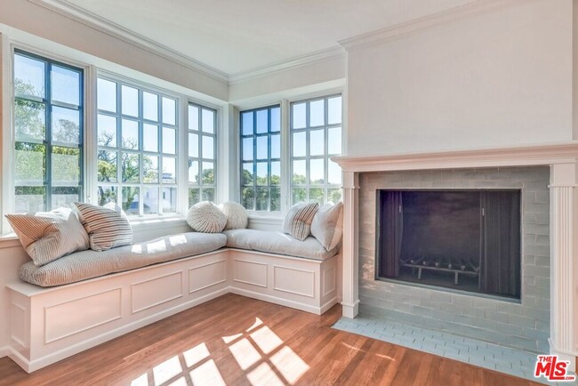 Photo - 13203 Dewey St