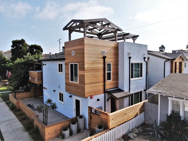 Modern Condo West of PCH! - Modern Condo West of PCH! Unit B