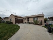 Photo - 1307 Pepper Tree Ln