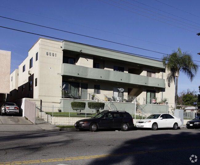 Primary Photo - 6561 Fulton Ave Apartments