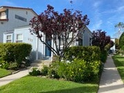 Front of property - 839 21st St Unit Apt. B