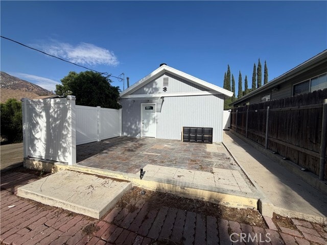 Building Photo - 11034 Scoville Ave