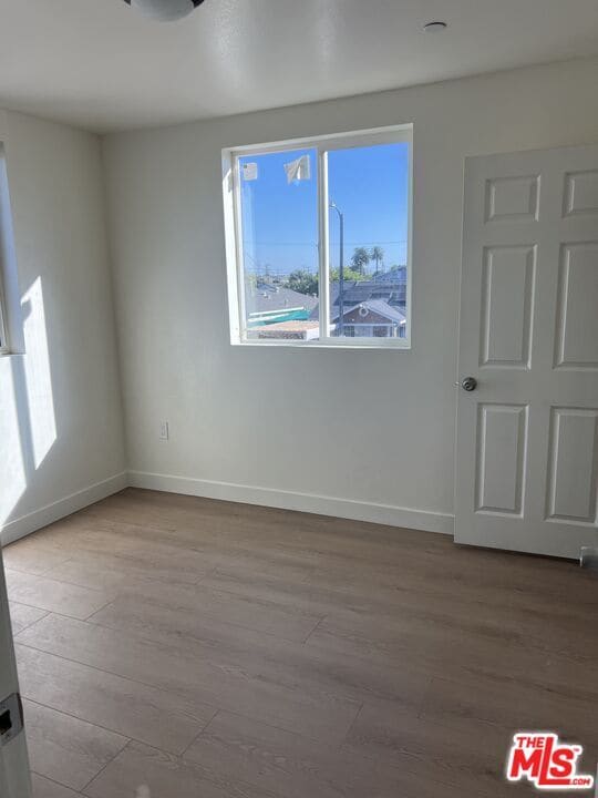 Photo - 1640 Murchison St