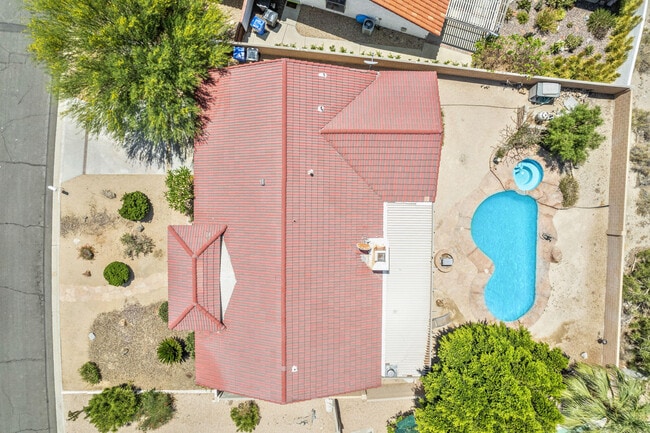 Photo - 9735 Hoylake Rd