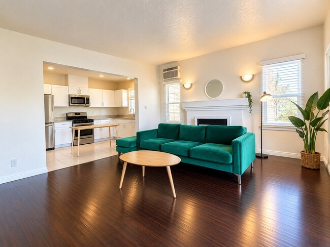Photo - 3013 Somerset Dr Unit 0
