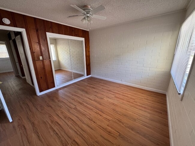 Photo - 2305 Lomita Blvd