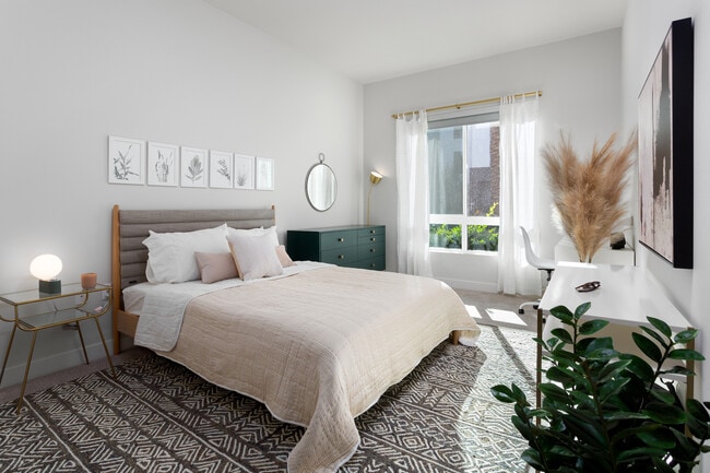 Building A Avalon Design bedroom - Avalon Brea Place