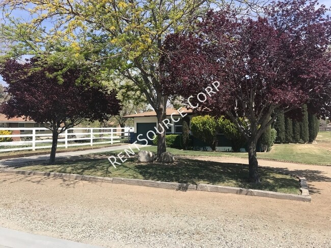 Photo - 44644 20th St W