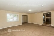 Photo - 15145 Haynes St