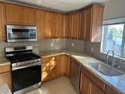 Photo - 1625 Wellesley Ave