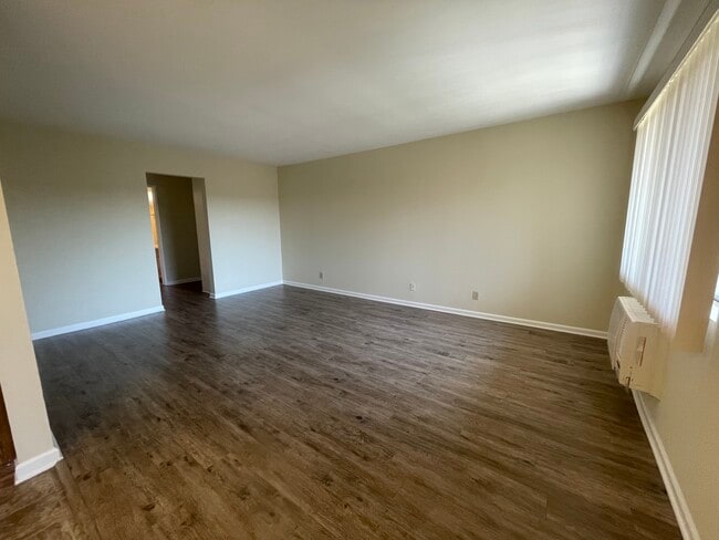 Photo - 1920 Peyton Ave