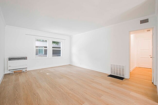 Photo - 5844.5 W 88th St Unit 5844.5