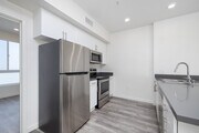1BD, 1BA - 598SF - Kitchen - 3524 Chesapeake Ave