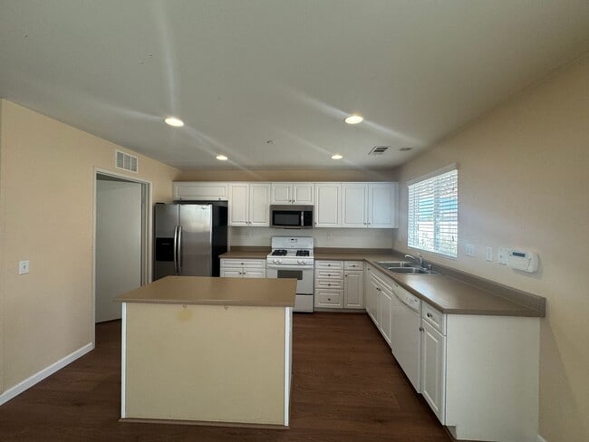Photo - Eco-Friendly Home in Victorville