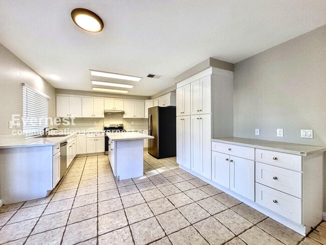 Photo - 2155 Begley Cir