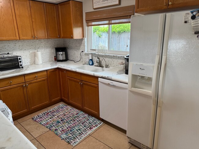 Photo - 4830 Amalfi Way