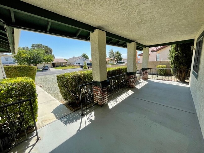 Photo - Spring Valley Lake Community Home