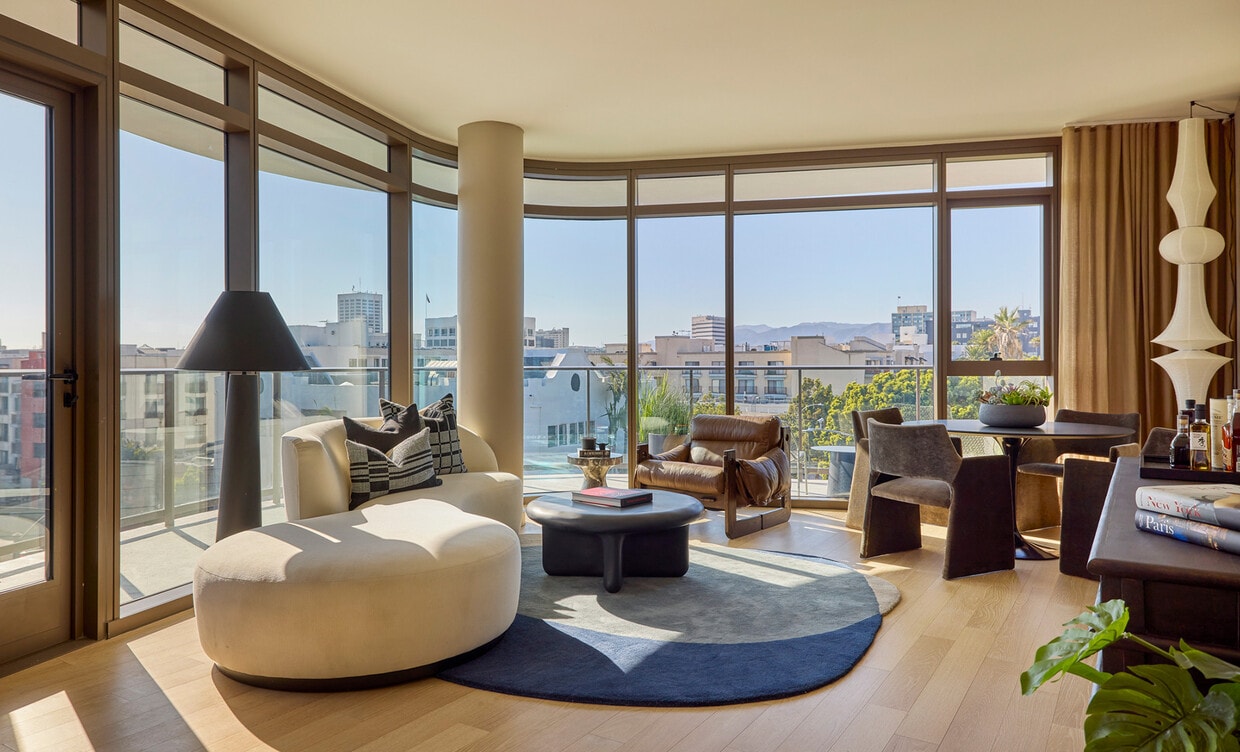 Floor Plan - 2 Bedroom / 2 Bathroom