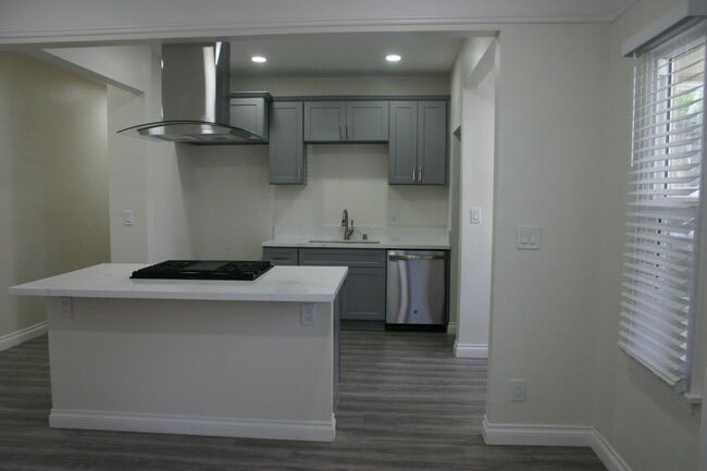 Photo - 4265 Garthwaite Ave